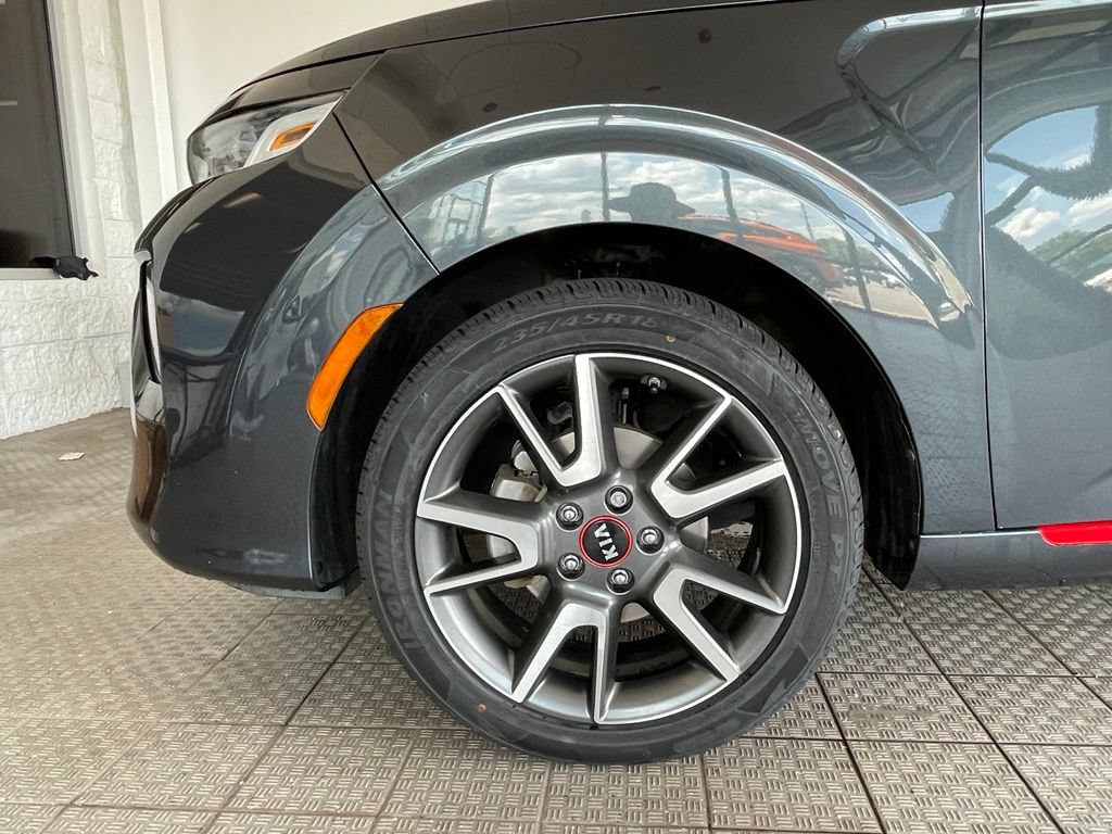 Used 2021 Kia Soul GT-Line FWD image 29