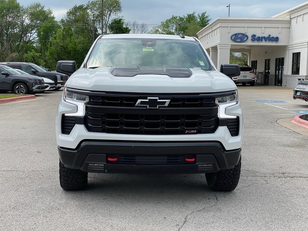 Used 2024 Chevrolet Silverado 1500 LT Trail Boss w/ Protection Package AWD/4WD image 2