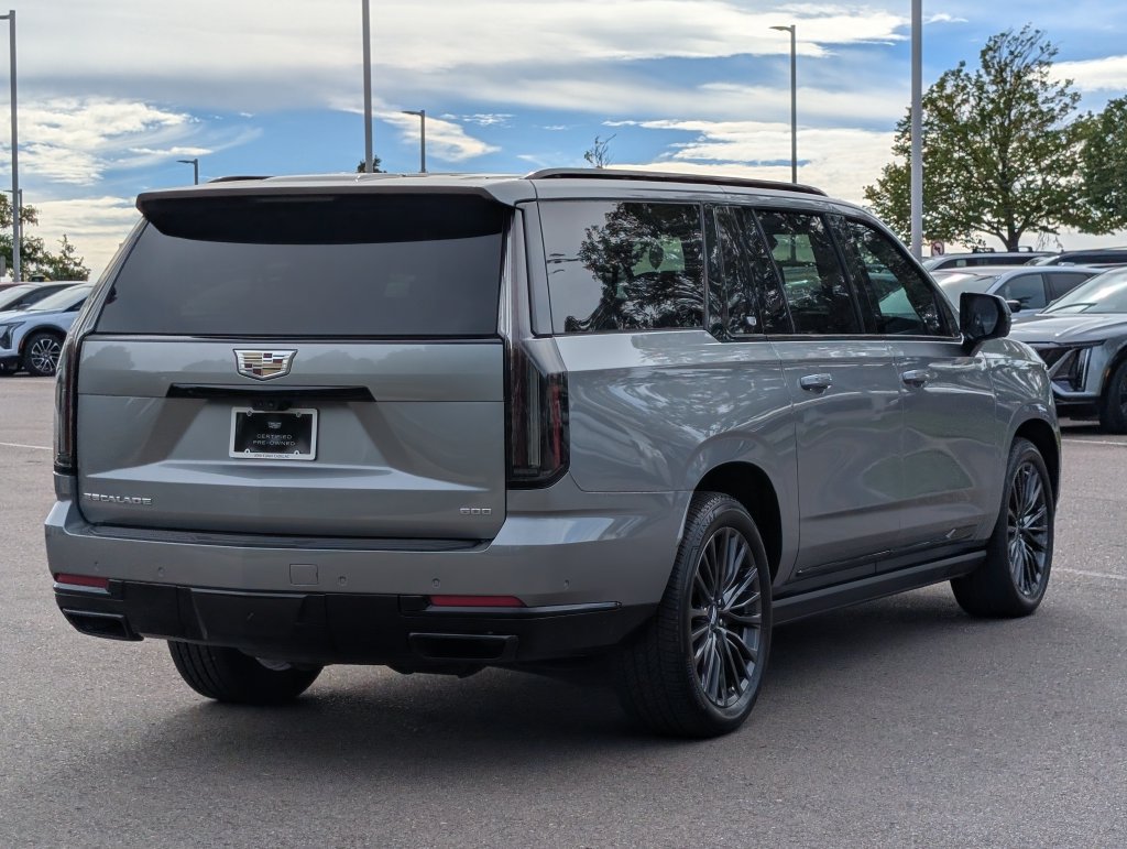 Certified 2025 Cadillac Escalade ESV Sport Platinum RWD image 5