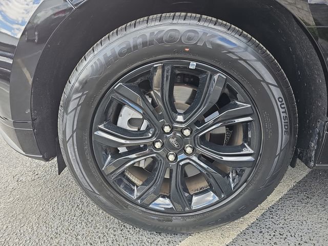 Used 2024 Ford Edge SE w/ Black Appearance Package image 35