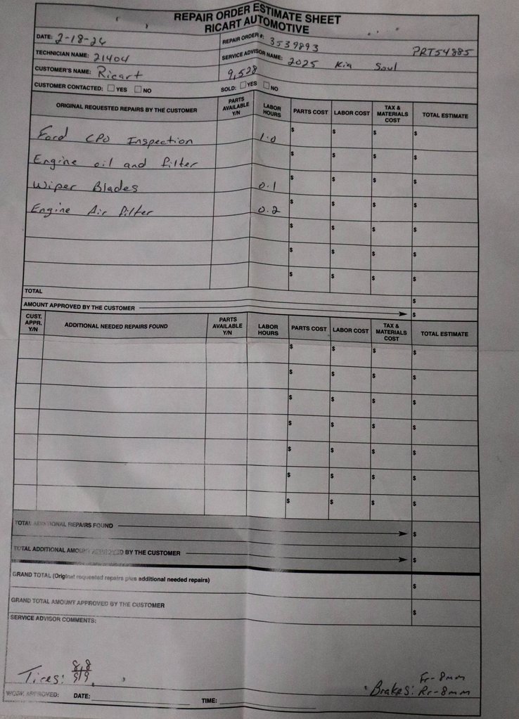 Used 2025 Kia Soul LX image 3