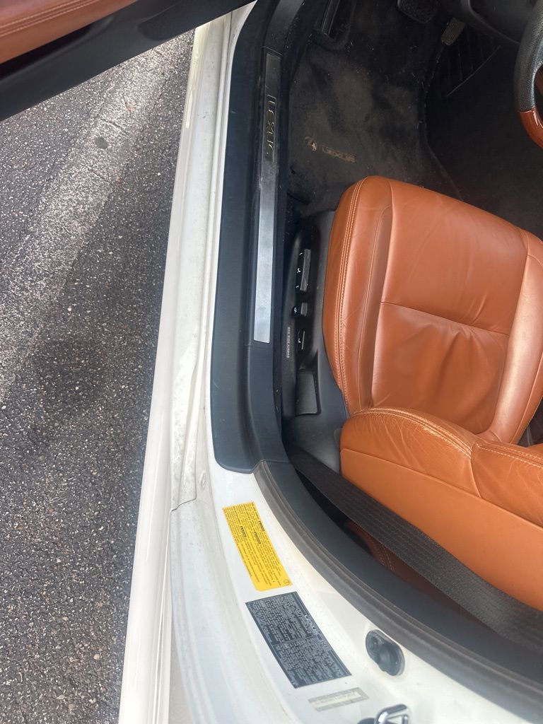 Used 2003 Lexus SC 430 Convertible image 9