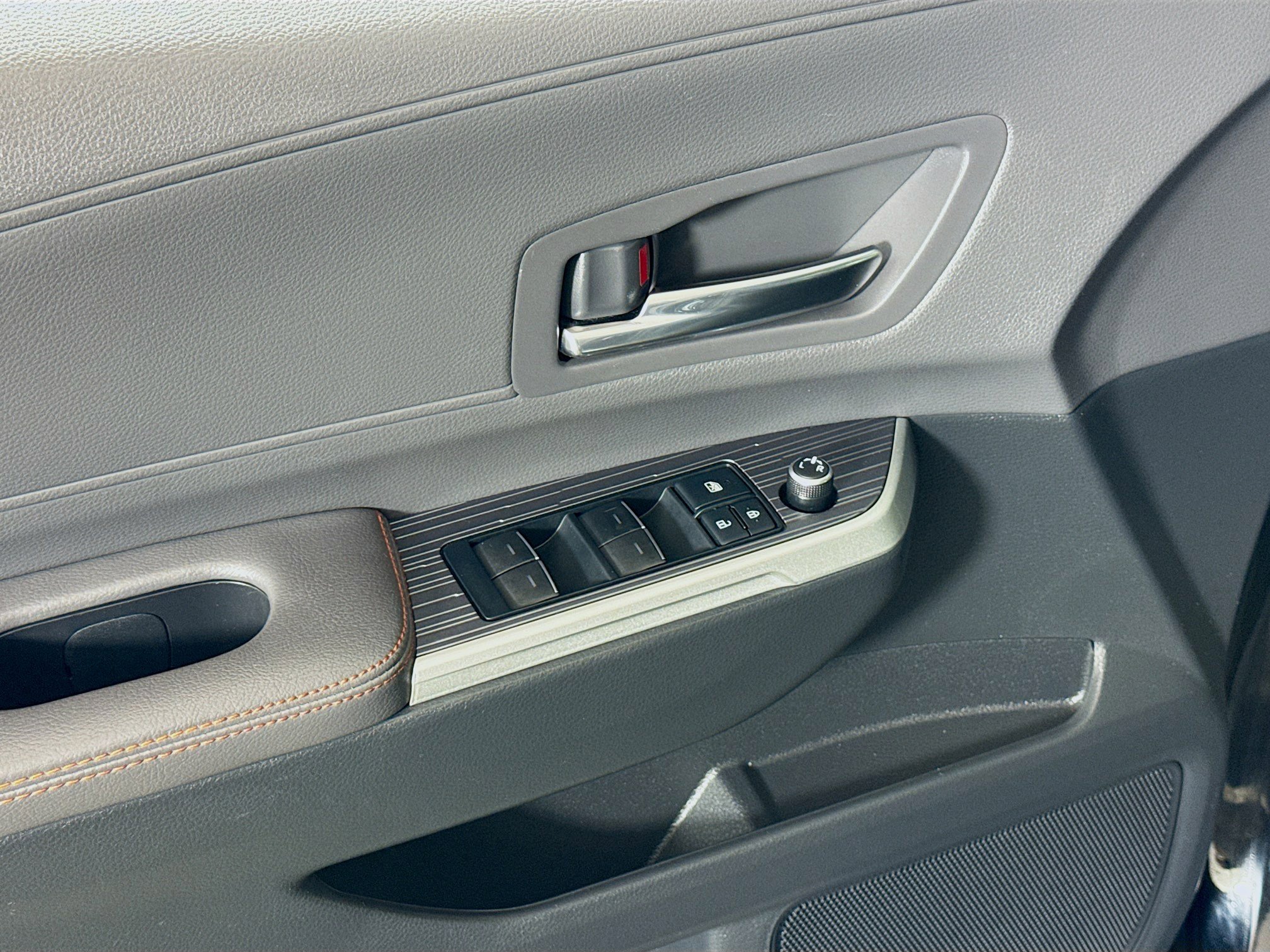 Certified 2022 Toyota Sienna XSE image 20