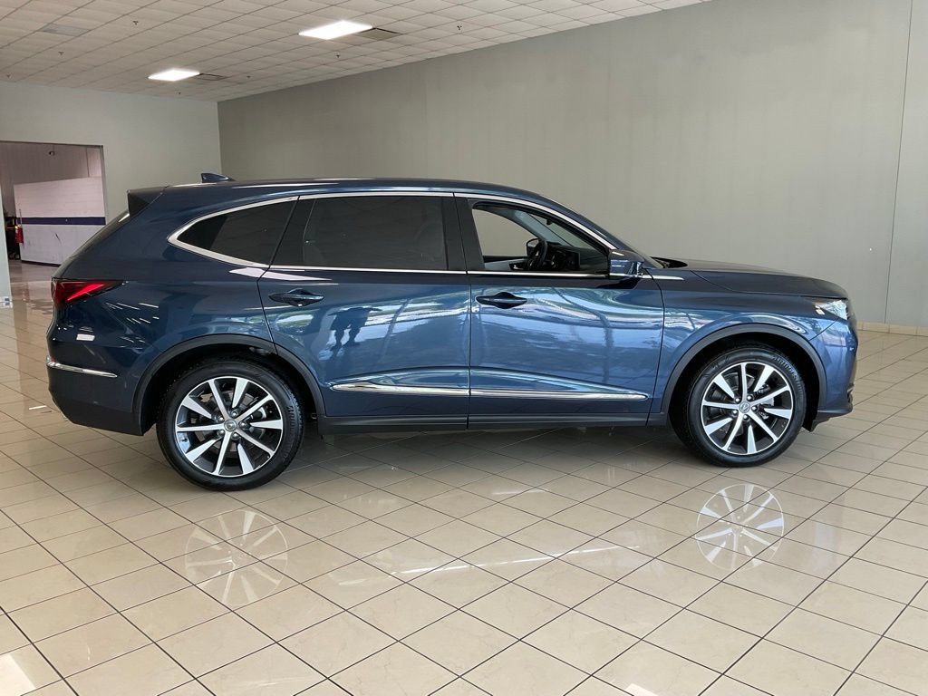 Certified 2026 Acura MDX w/ Technology Package AWD/4WD image 7