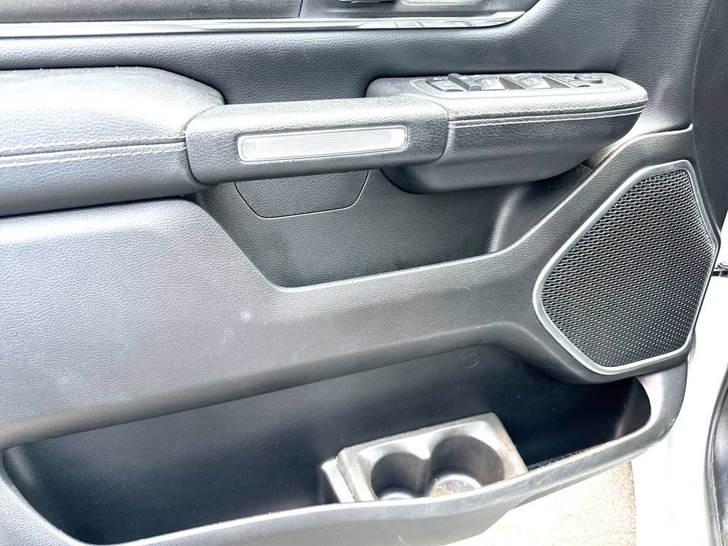Used 2021 RAM 1500 Laramie AWD/4WD image 11