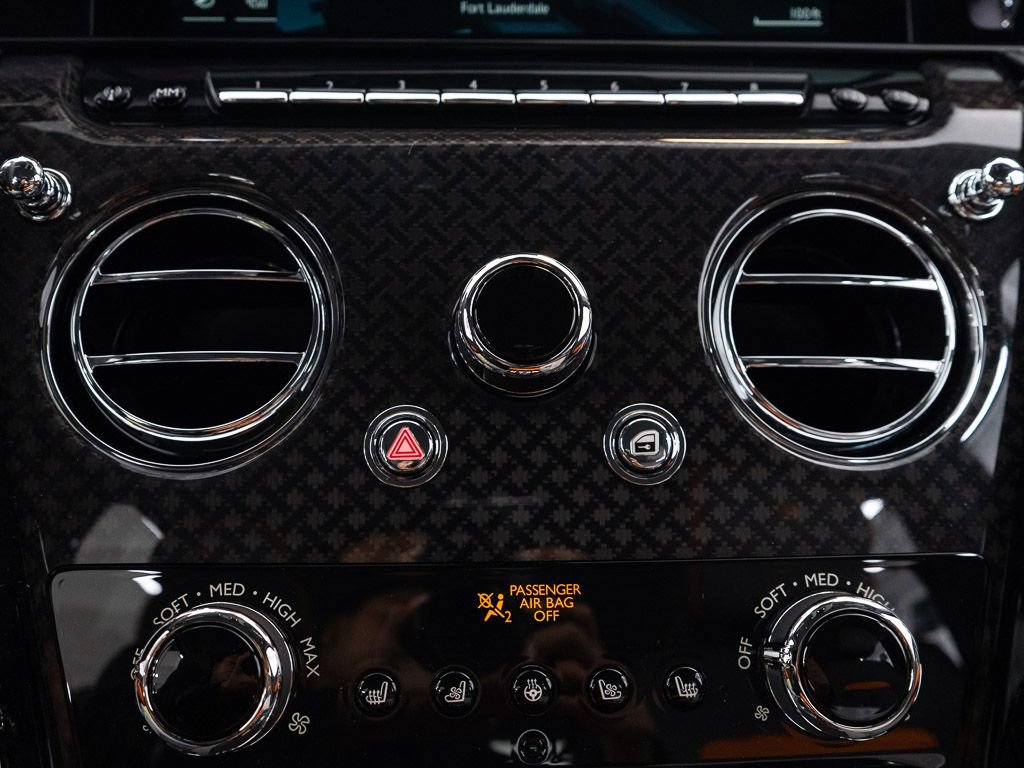 New 2027 Rolls-Royce Cullinan Black Badge AWD/4WD image 49