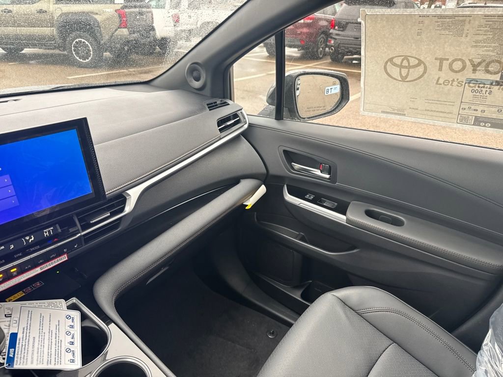 New 2026 Toyota Sienna Platinum image 26