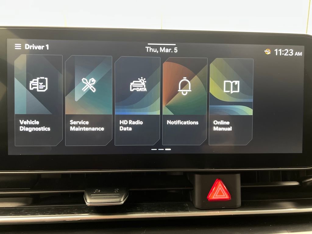 Used 2025 Kia Carnival image 63