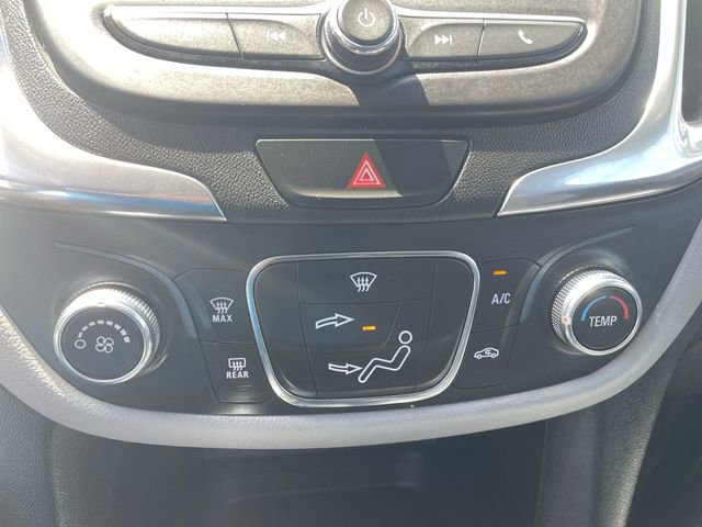 Used 2021 Chevrolet Equinox LS FWD image 35