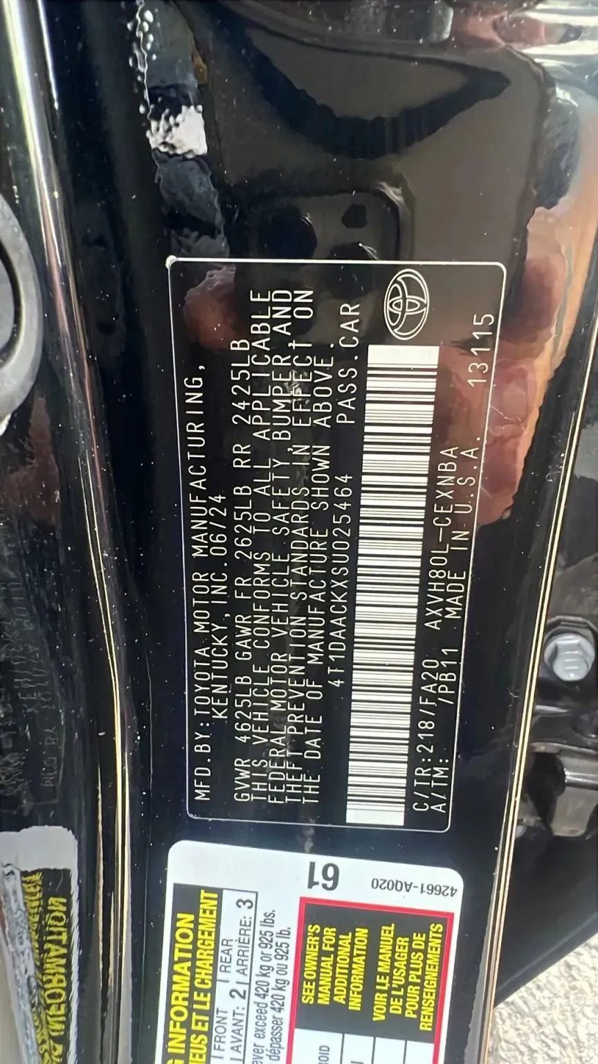 Used 2025 Toyota Camry LE image 31