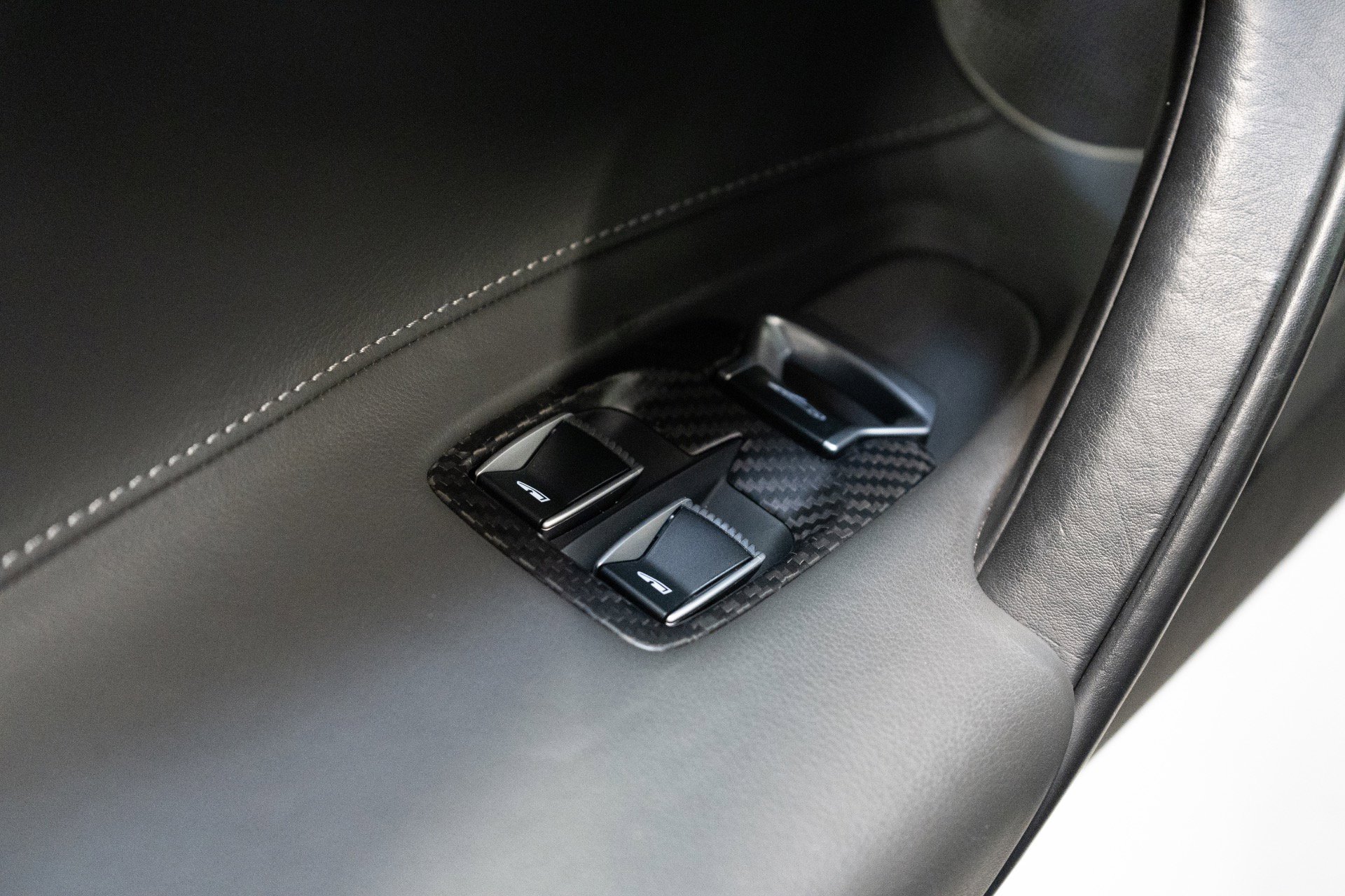 Used 2020 McLaren 720S Luxury image 18