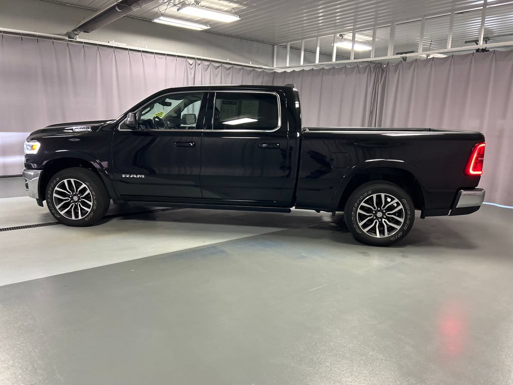 Used 2025 RAM 1500 Limited AWD/4WD image 4