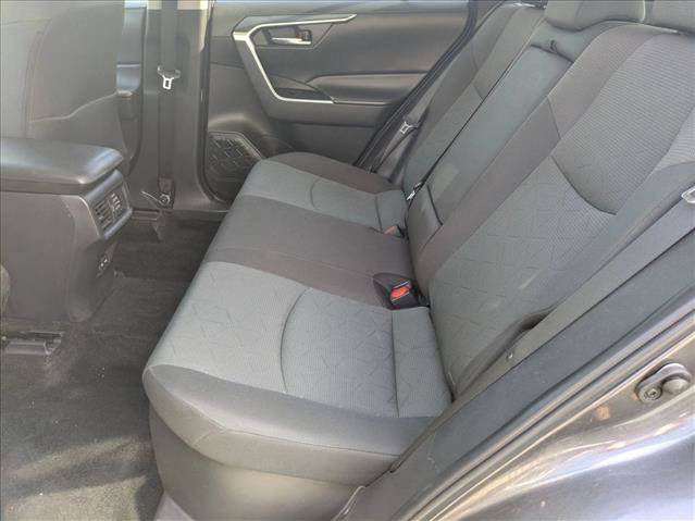 Used 2024 Toyota RAV4 XLE AWD/4WD image 17
