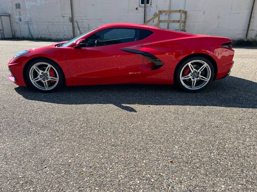 Used 2023 Chevrolet Corvette Stingray Premium Cpe w/ Battery Protection Package RWD image 7