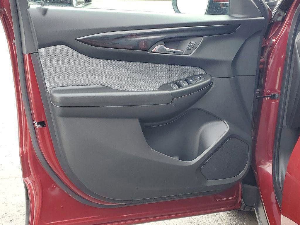 Certified 2024 Chevrolet TrailBlazer LT w/ Driver Confidence Package image 25