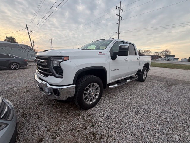 Used 2025 Chevrolet Silverado 2500 LTZ w/ LTZ Plus Package AWD/4WD image 1
