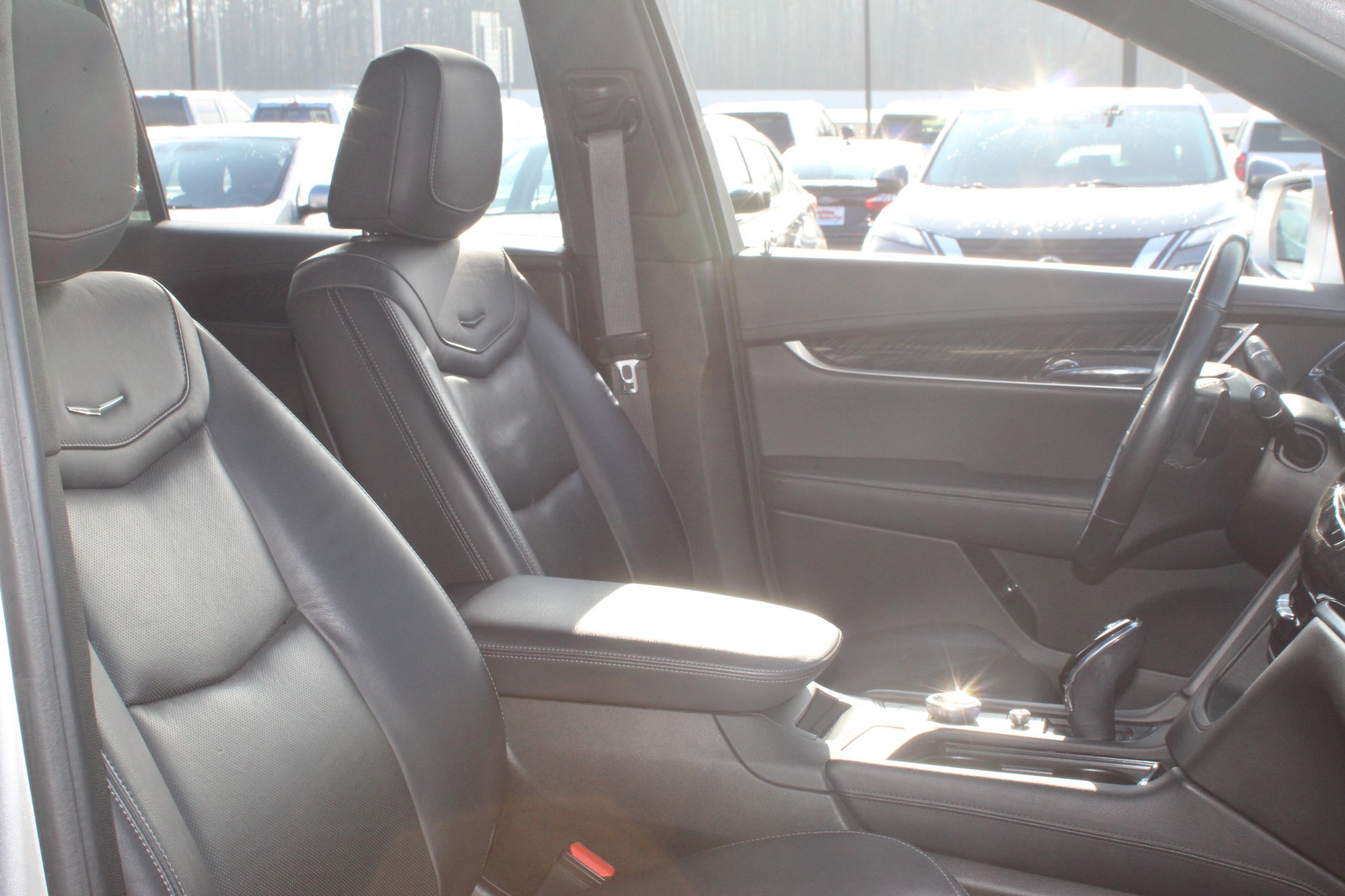 Used 2020 Cadillac XT6 Premium Luxury image 38