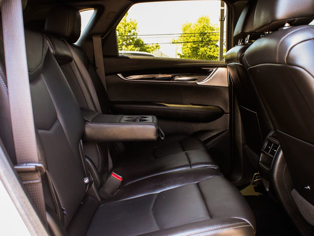 Used 2021 Cadillac XT5 Premium Luxury image 39