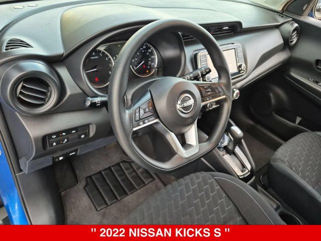 Certified 2022 Nissan Kicks S FWD image 18