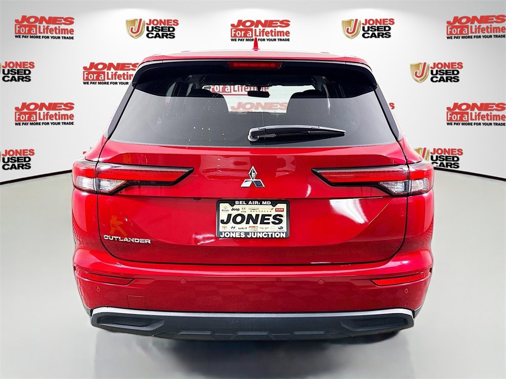 Used 2022 Mitsubishi Outlander ES image 14