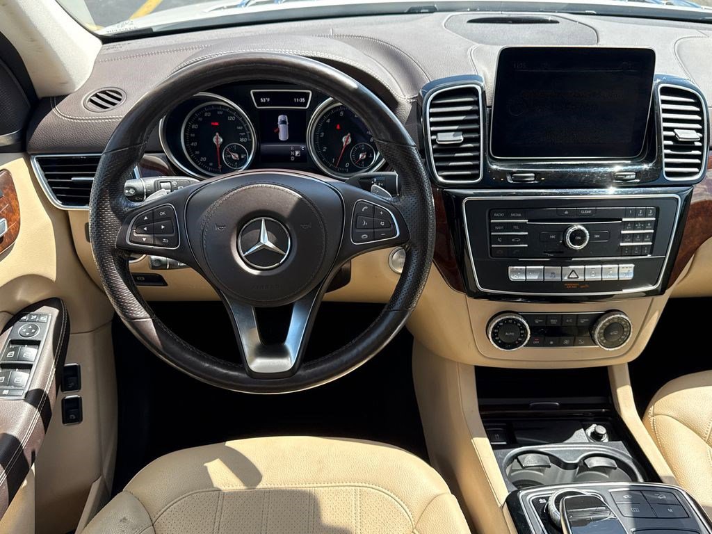 Used 2019 Mercedes-Benz GLS 450 4MATIC image 19