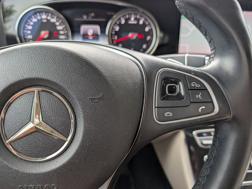 Certified 2018 Mercedes-Benz E 400 4MATIC Wagon image 24