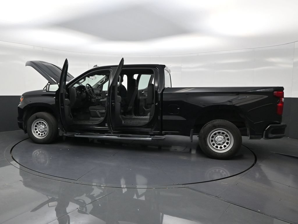 Used 2024 Chevrolet Silverado 1500 W/T RWD image 30