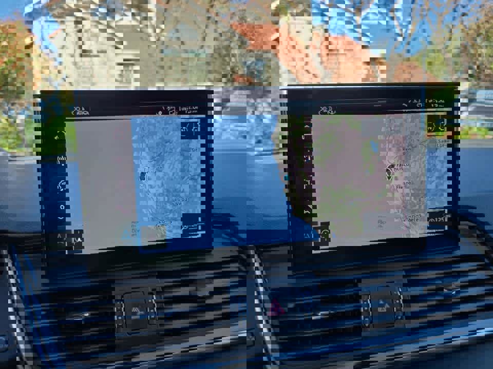 Used 2025 Audi Q5 e Premium Plus w/ Premium Plus Package image 13