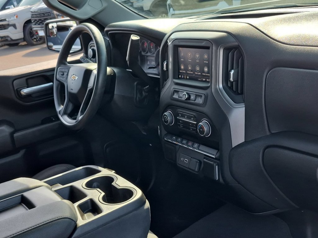 Used 2022 Chevrolet Silverado 1500 Custom AWD/4WD image 29