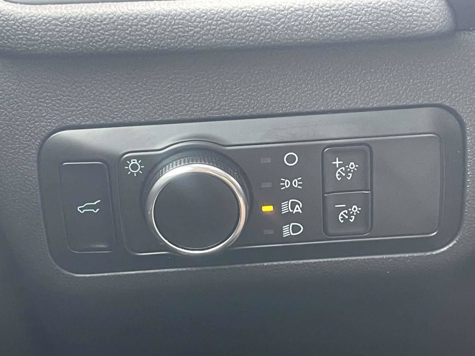 Used 2025 Ford Escape Active FWD image 28