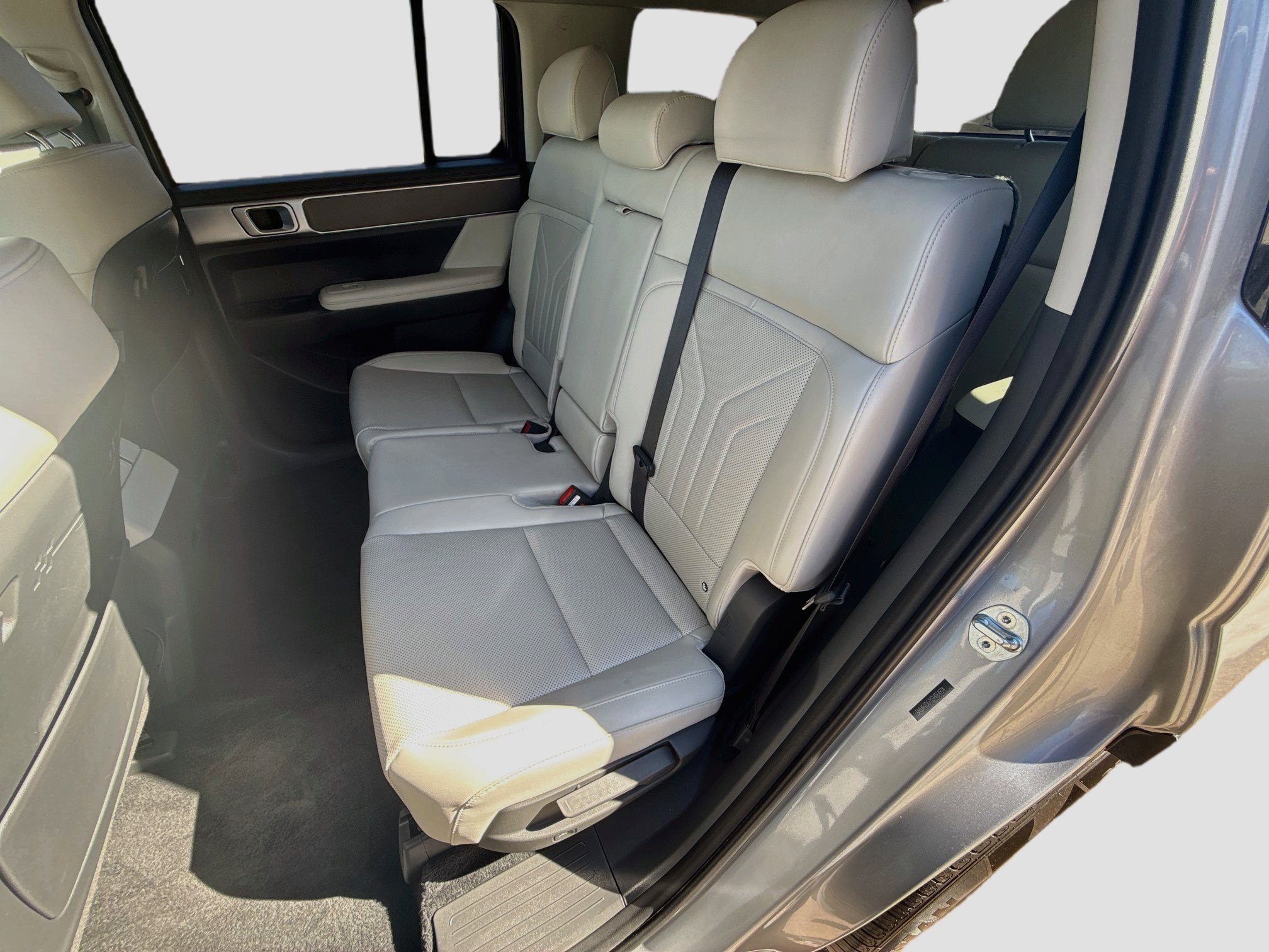 Used 2025 Hyundai Santa Fe SEL AWD/4WD image 29