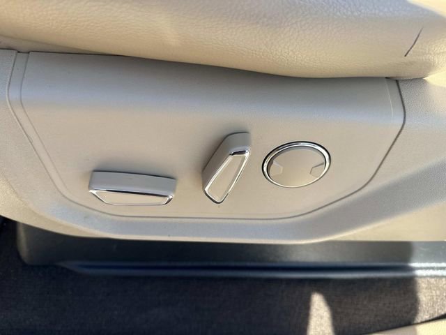 Used 2018 Ford F150 Lariat w/ Equipment Group 502A Luxury image 24