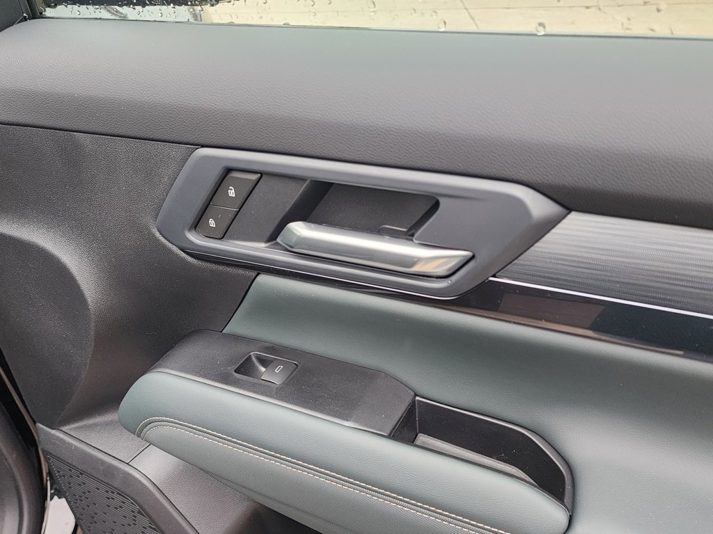 New 2026 GMC Terrain AT4 w/ Convenience Package III image 39