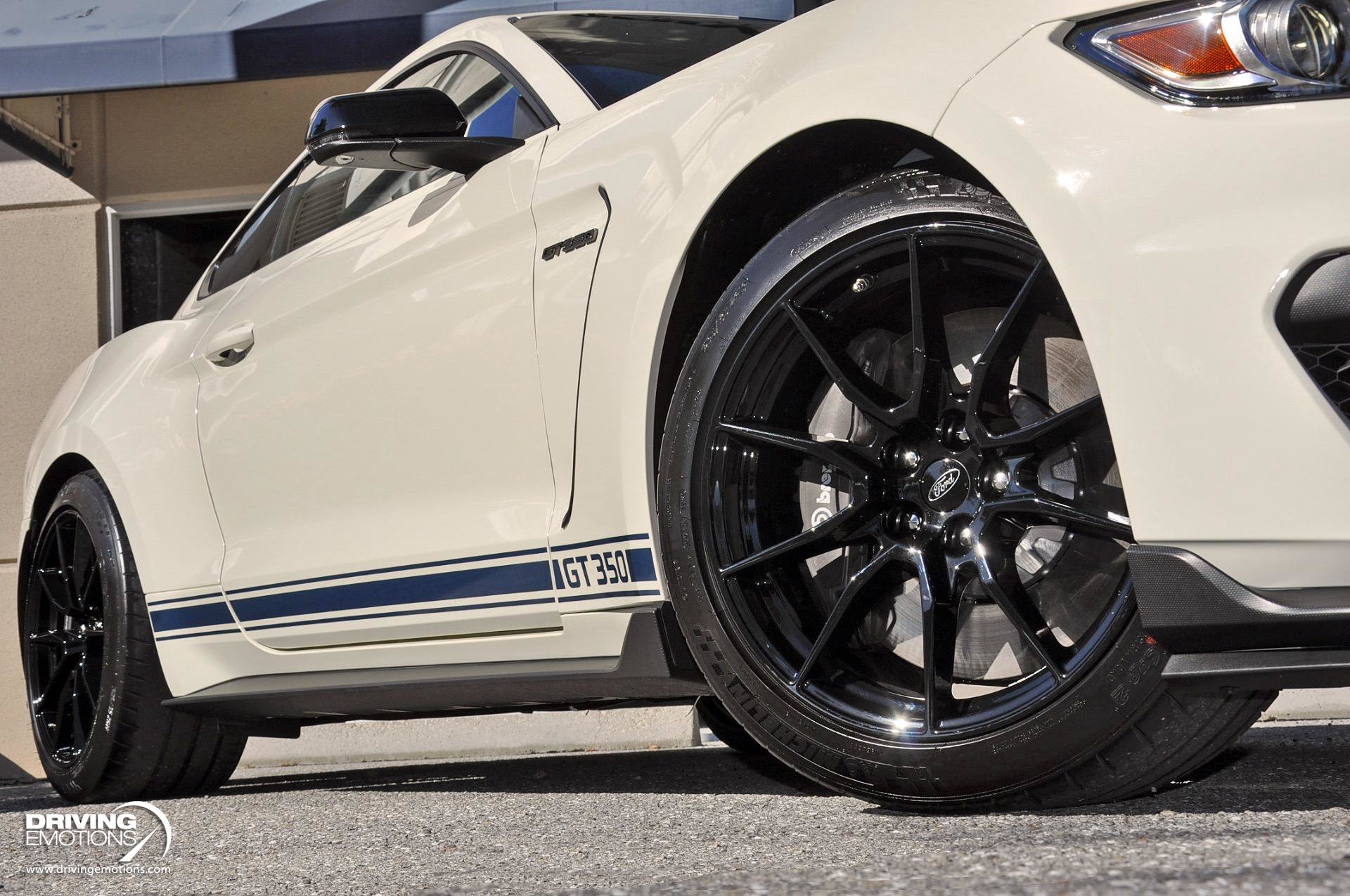 Used 2020 Ford Mustang Shelby GT350 w/ Technology Package RWD image 8