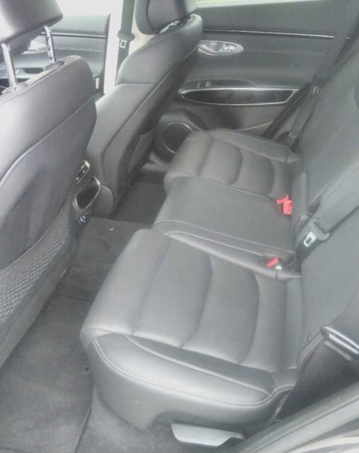 Used 2025 Genesis GV70 2.5T image 9