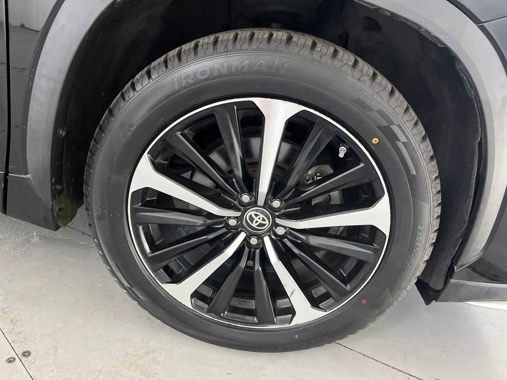 Used 2021 Toyota Highlander XSE AWD/4WD image 18