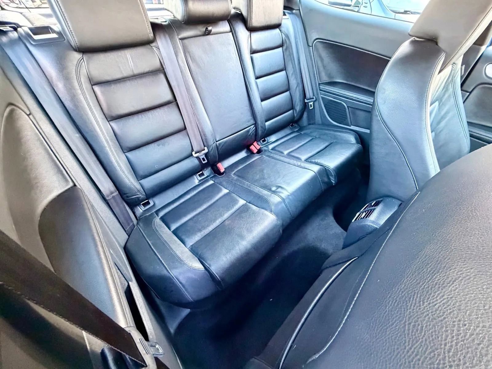 Used 2013 Volkswagen Golf R 2-Door image 8