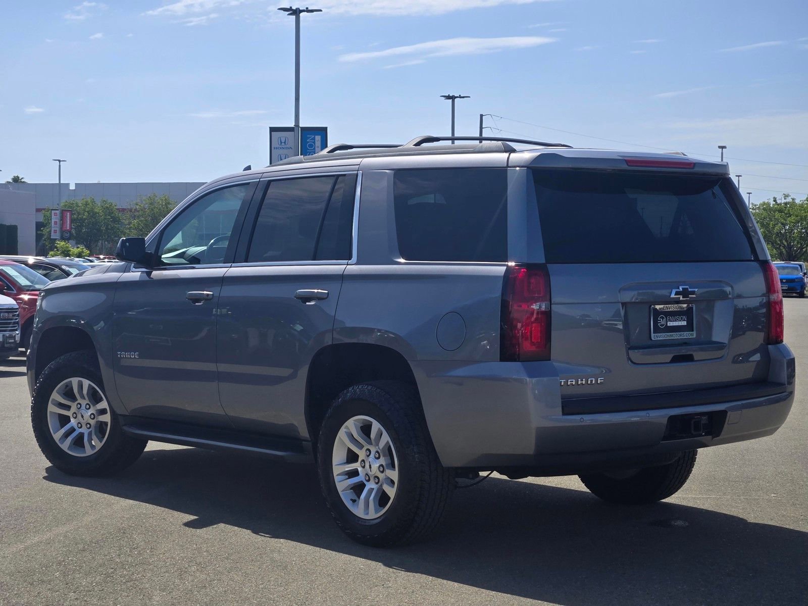 Used 2018 Chevrolet Tahoe LS RWD image 5