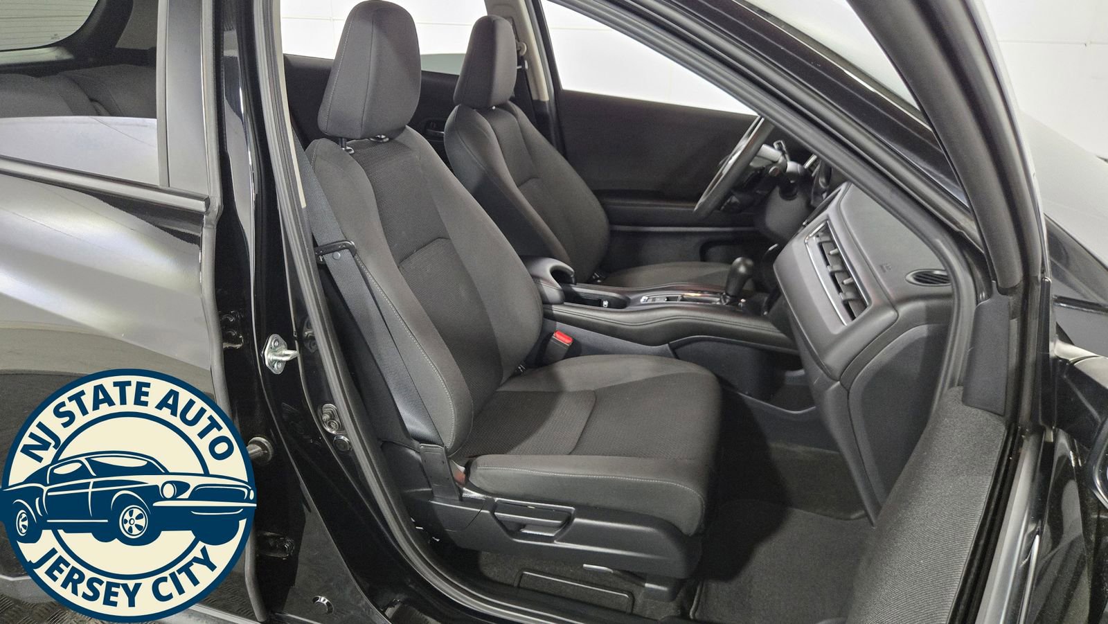Used 2022 Honda HR-V EX image 36