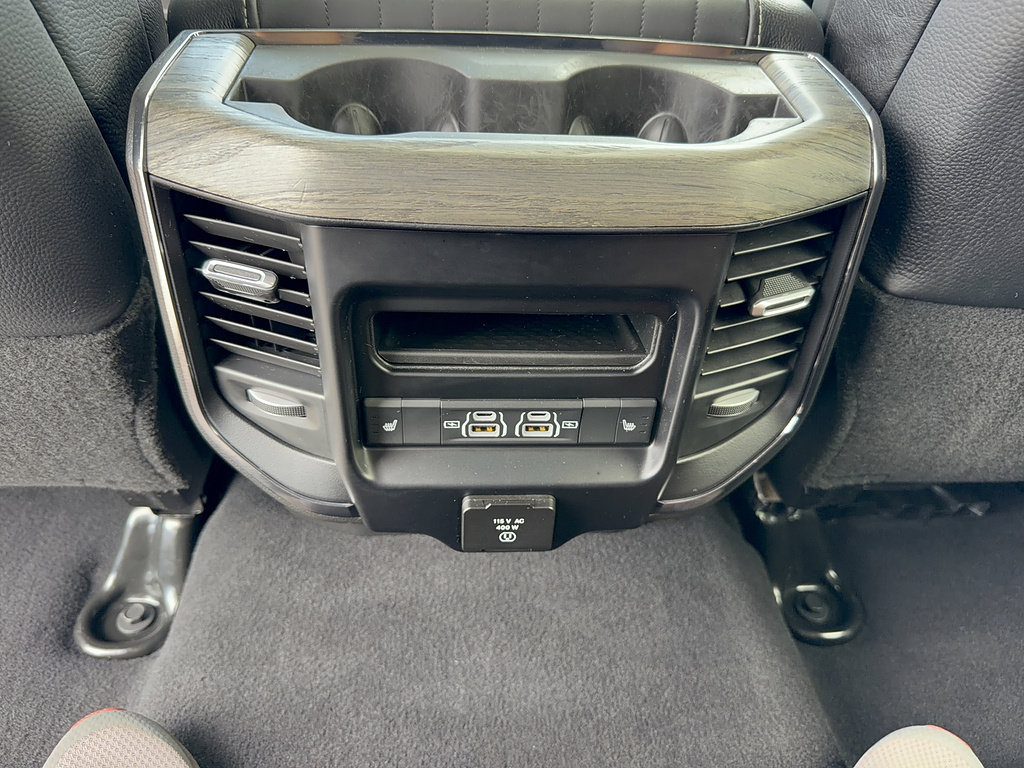 Used 2025 RAM 3500 Limited AWD/4WD image 34