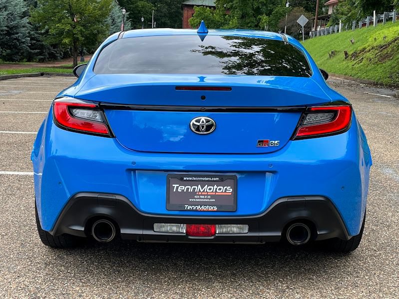 Used 2023 Toyota GR86 w/ ALL Weather Mat Package (TMS) RWD image 21
