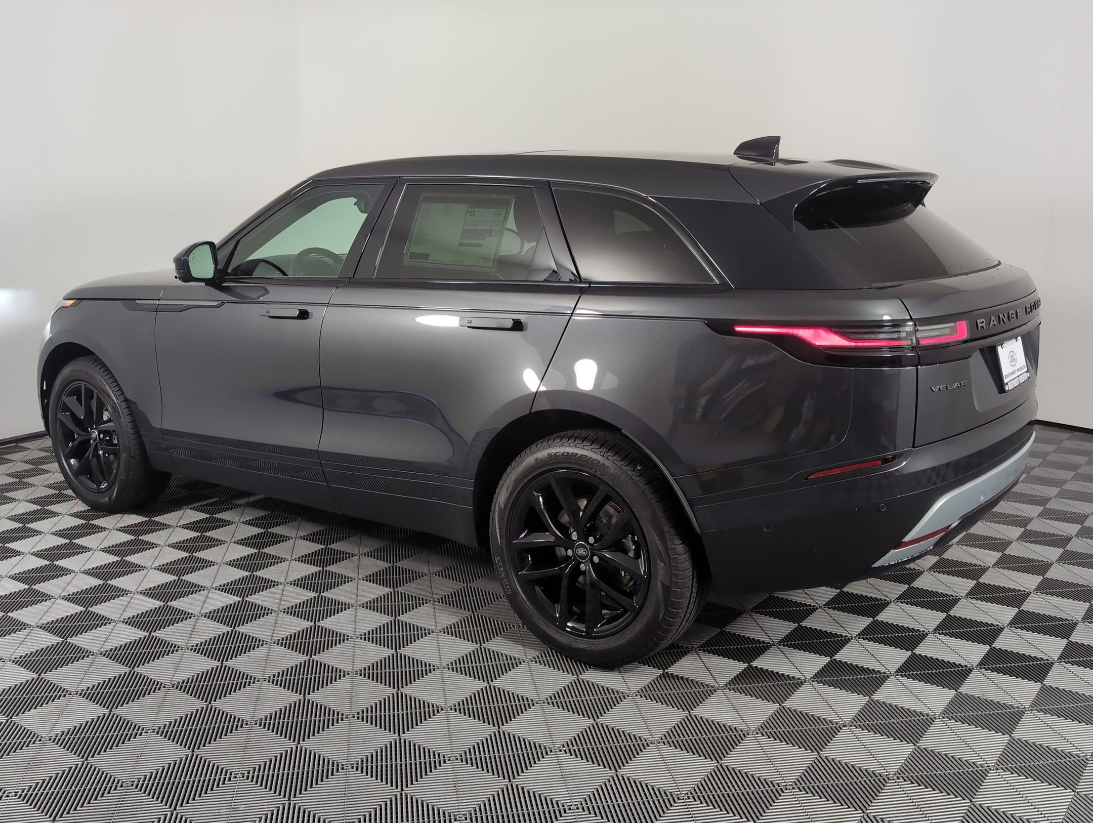 Used 2026 Land Rover Range Rover Velar S image 3