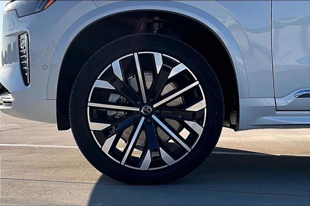 New 2026 Volvo XC90 B6 Ultra w/ Protection Package AWD/4WD image 35
