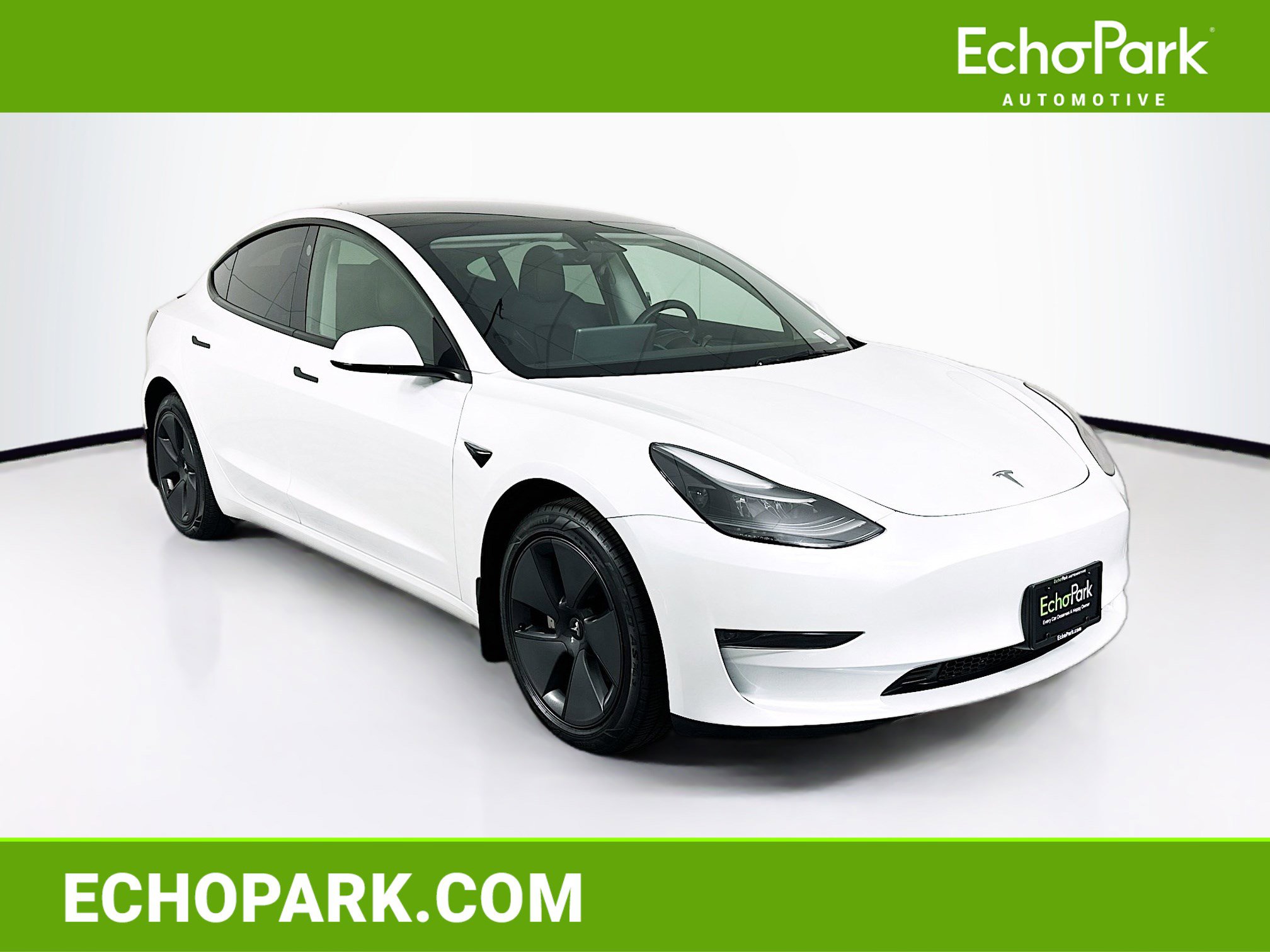 Used 2023 Tesla Model 3 Standard Range RWD image 1