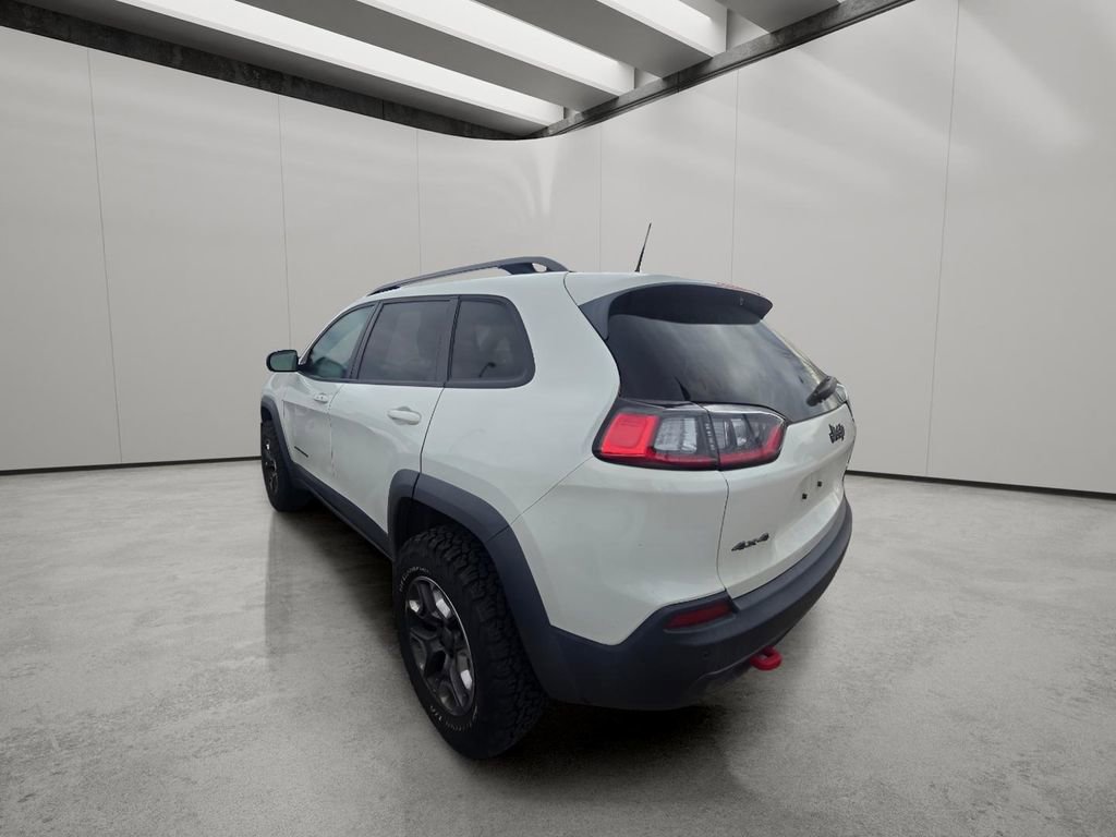 Used 2019 Jeep Cherokee Trailhawk w/ Cold Weather Group AWD/4WD image 2