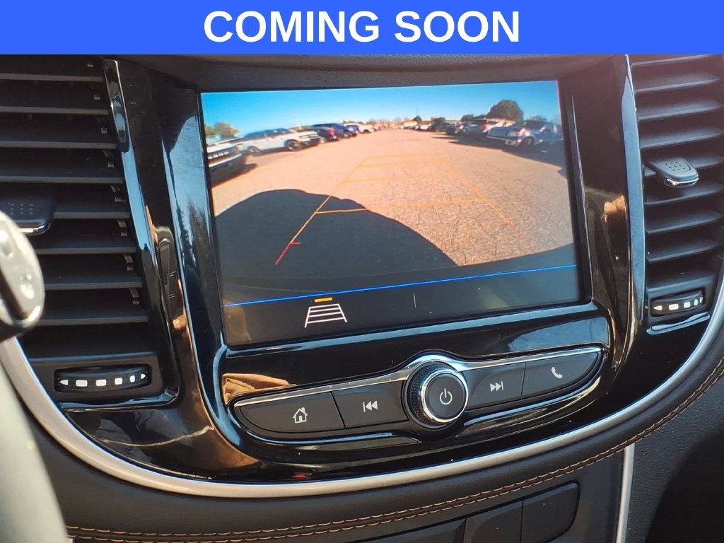 Used 2022 Chevrolet Trax LT w/ LT Convenience Package AWD/4WD image 23