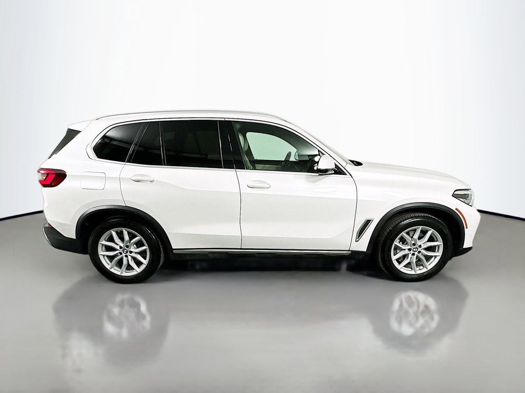 Used 2020 BMW X5 xDrive40i w/ Premium Package image 4