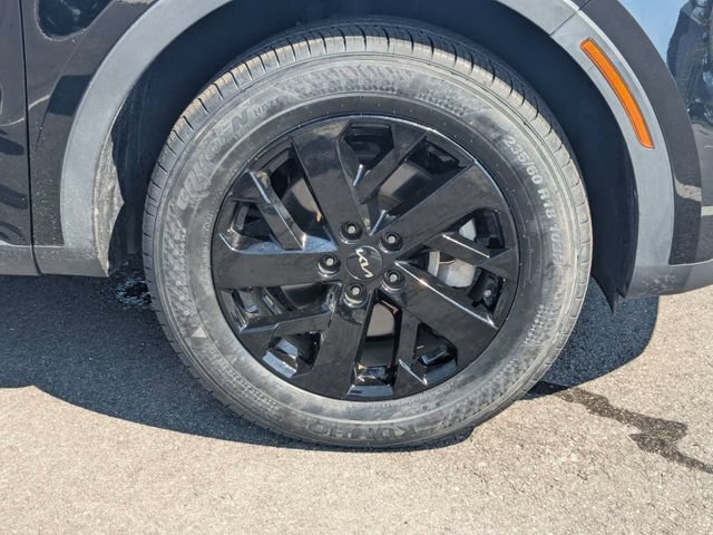 Used 2023 Kia Sorento S w/ Panoramic Sunroof Package AWD/4WD image 11