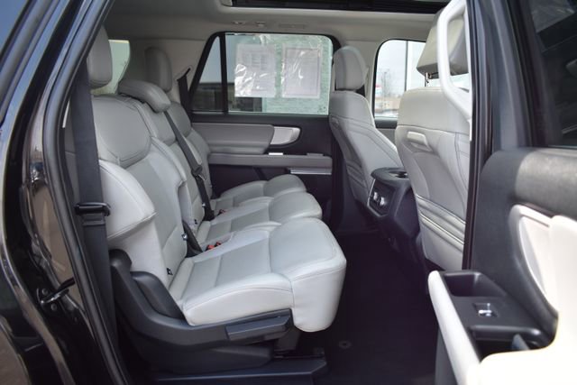 Used 2025 Ford Expedition Max Active image 48