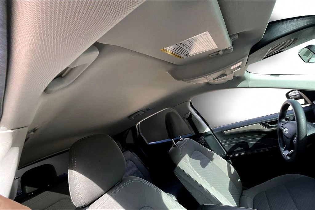 Used 2022 Ford Escape SE image 25